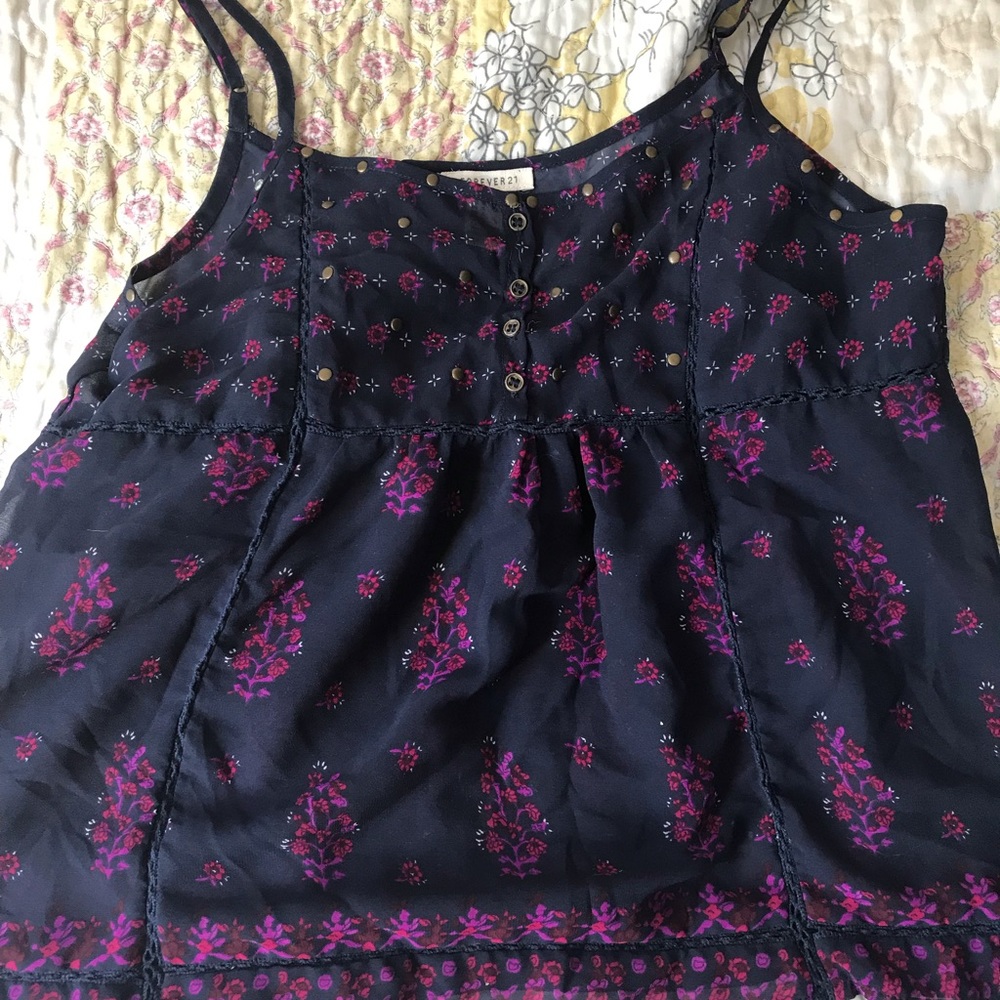 Forever 21 pretty floral shirt